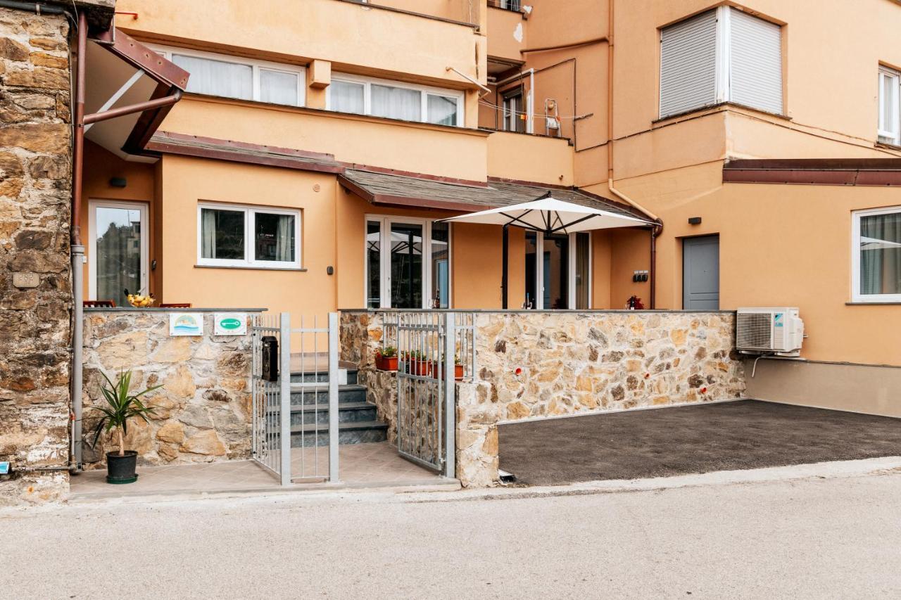 La Ripa Hotel Riomaggiore Exterior photo